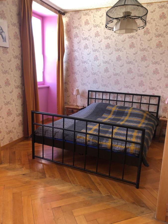 Chambres D'Hotes Le Passiflore Les Brenets Ngoại thất bức ảnh